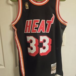 Mitchell & Ness Mourning Swingman